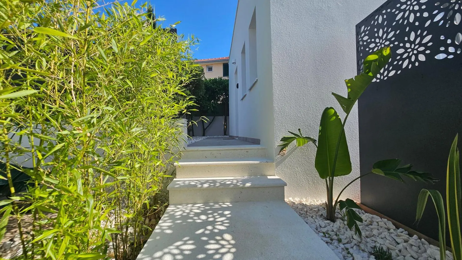 The Three Flowers Pool House Trogir 0*,  Chorwacja