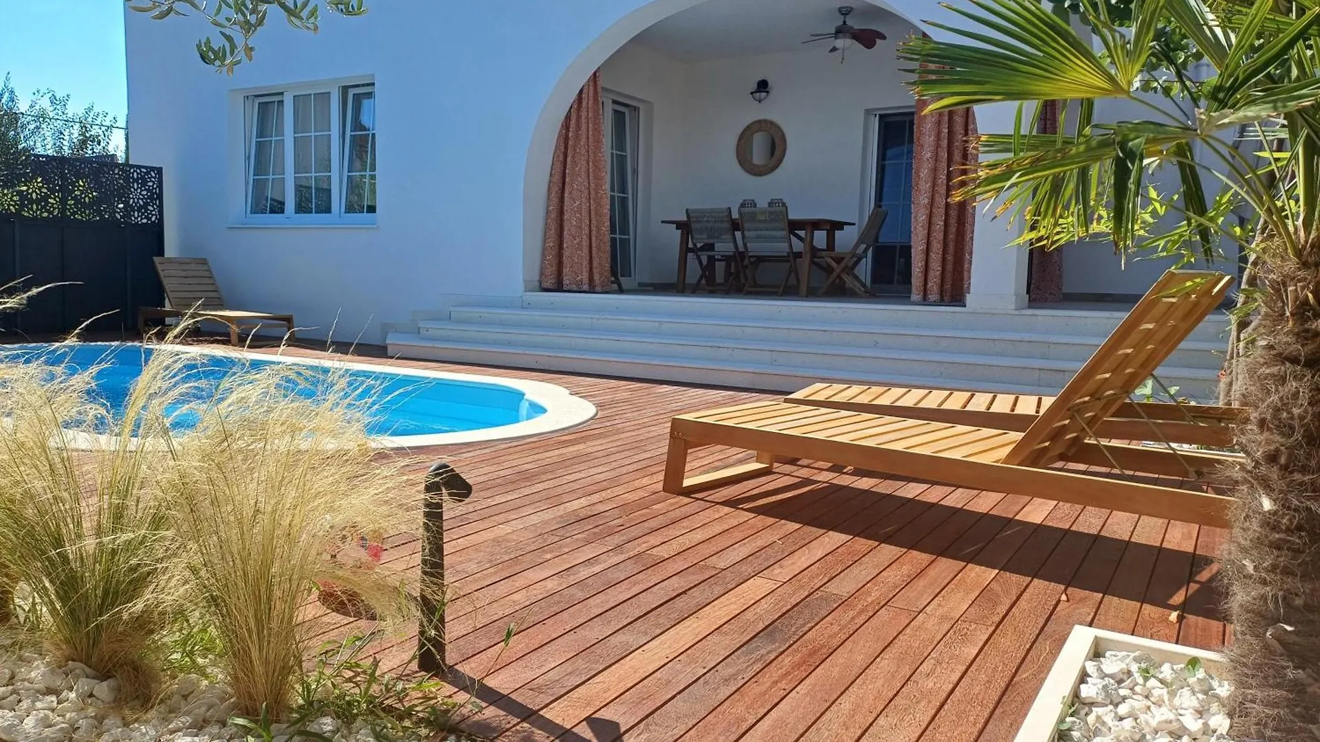 The Three Flowers Pool House Trogir