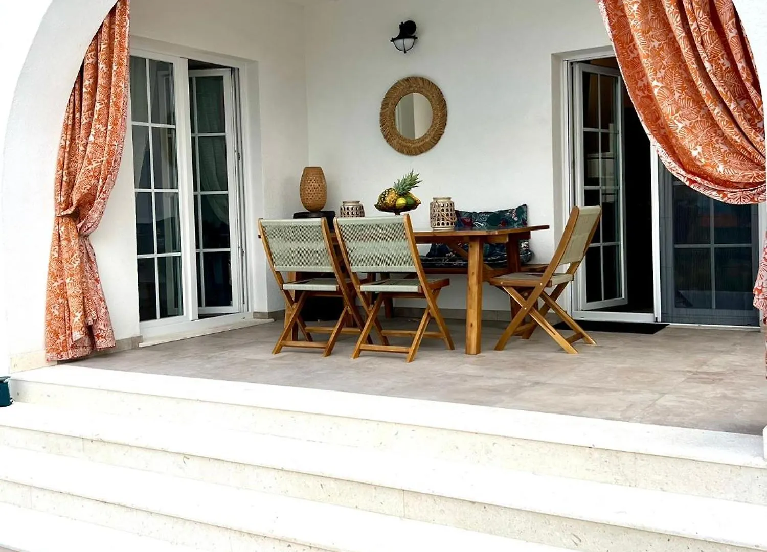 The Three Flowers Pool House Trogir 0*,