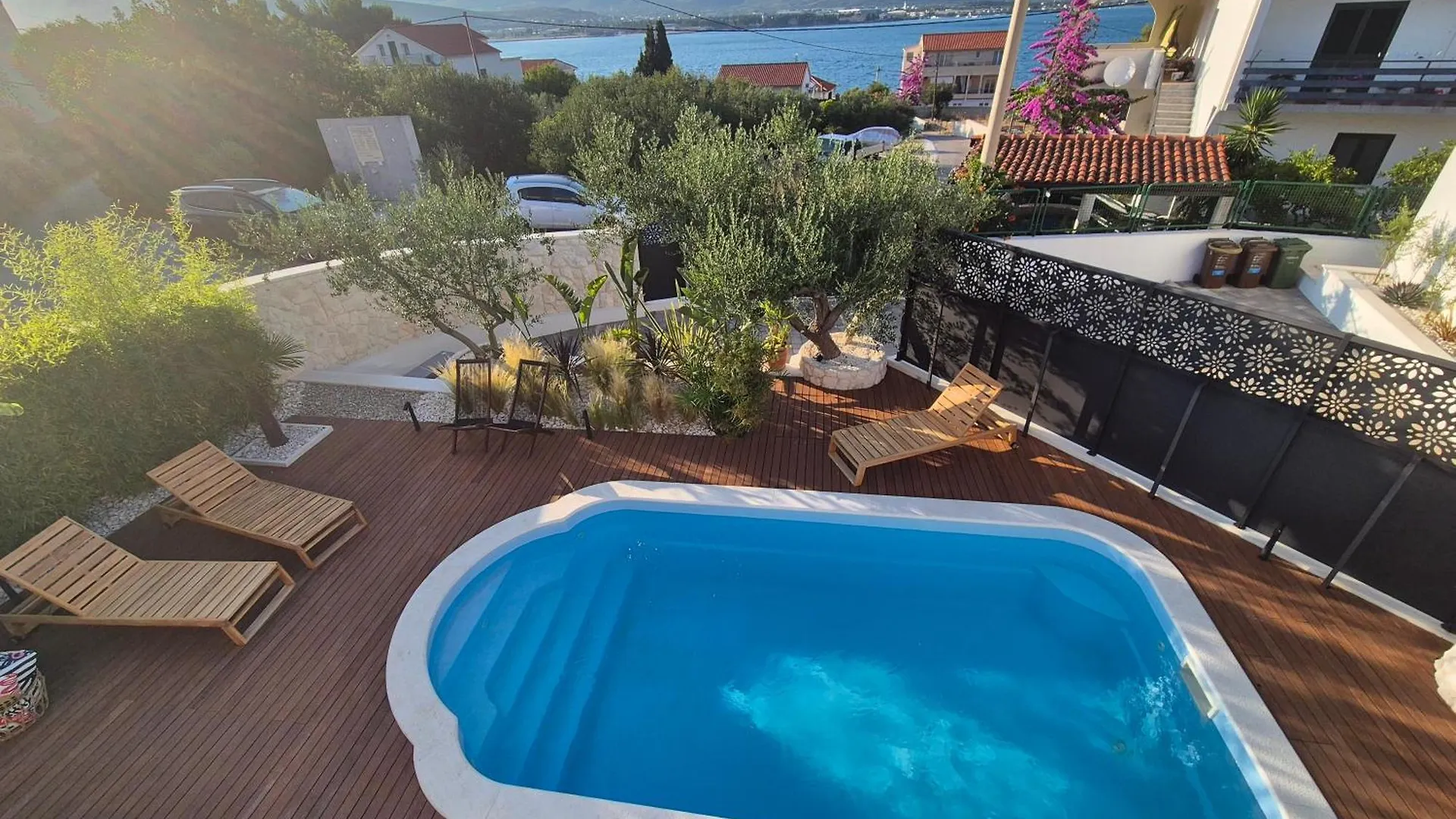 The Three Flowers Pool House Trogir 0*,