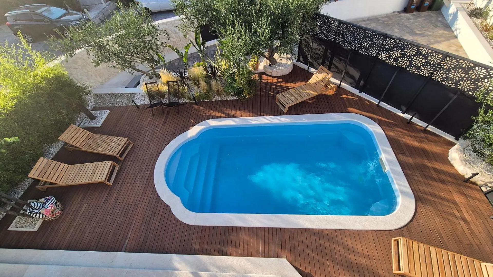 The Three Flowers Pool House Trogir Apartament